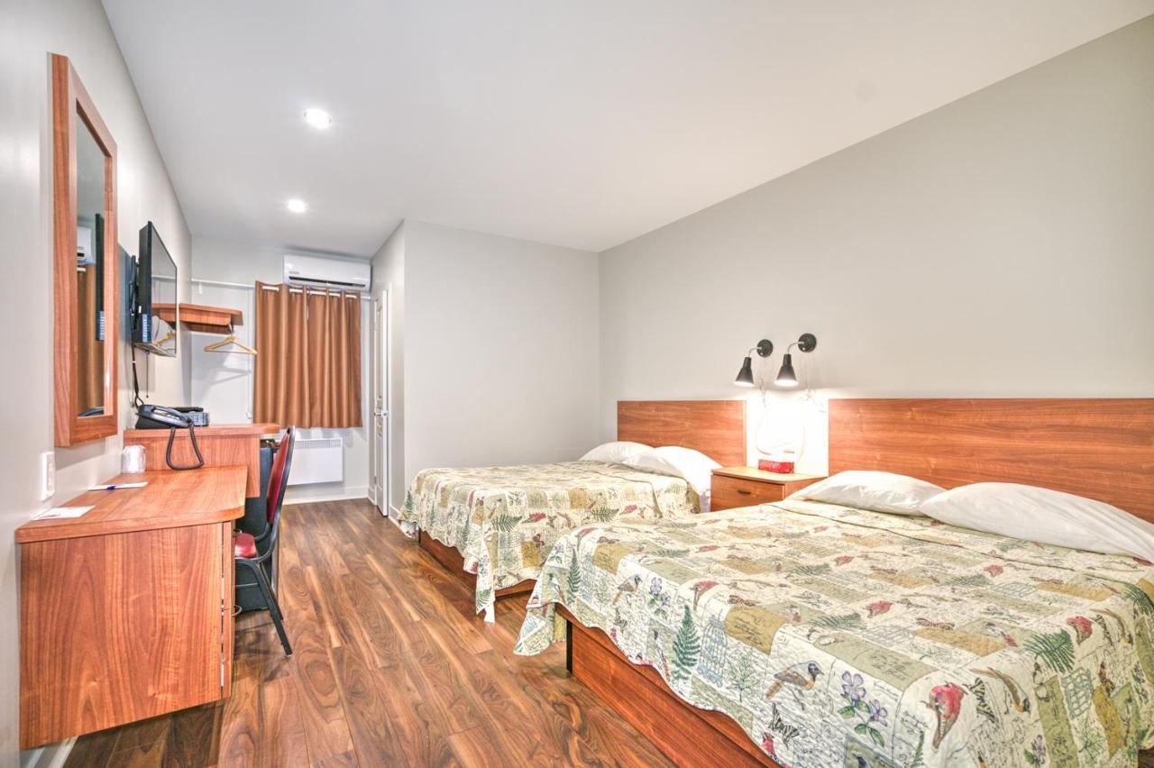 Motel Rustik Chateauguay Heights Bagian luar foto